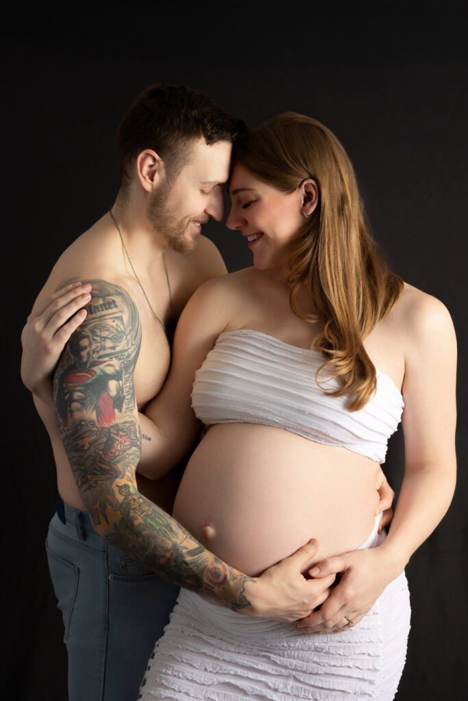 couple in a maternity session in medina county ohio
